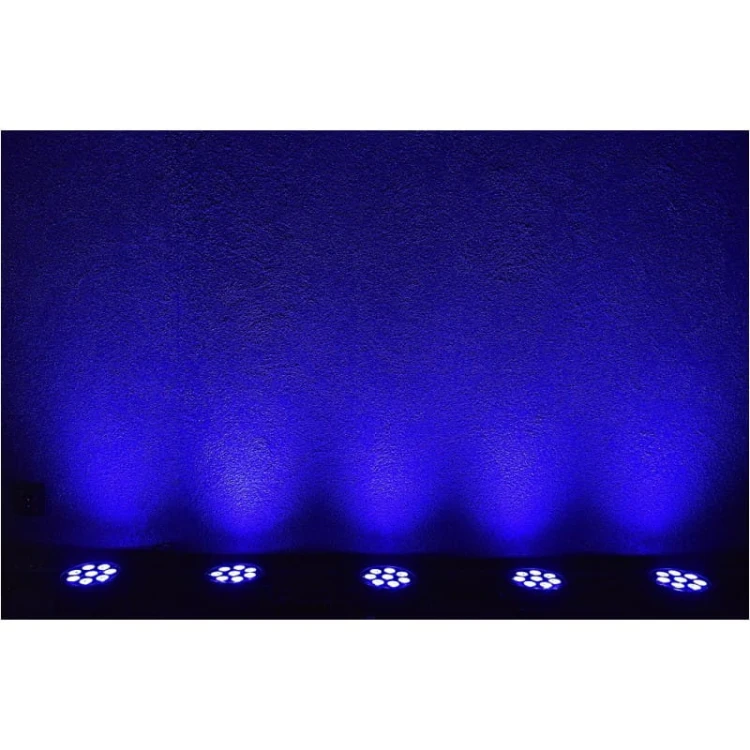 light4me-quad-par-8x10w-mkii-rgbw-led-slim-plaski-16649_16-4483915e.jpg