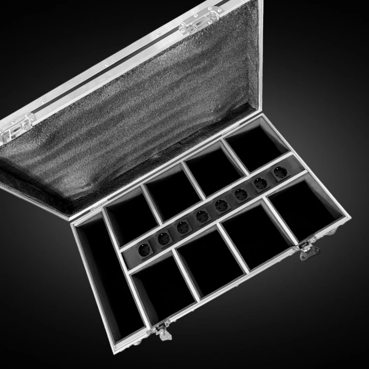 light4me_accu_par_6x10w_case_8in1_chn_side_4.jpg