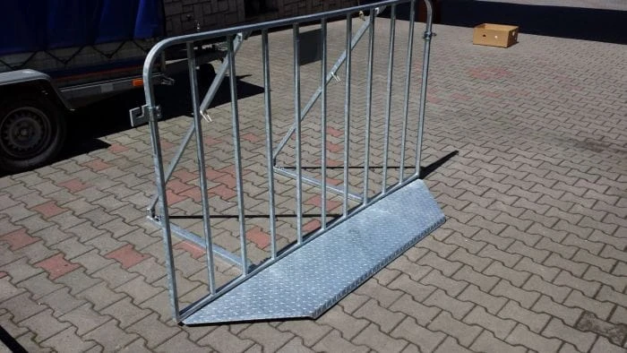 0.jpg